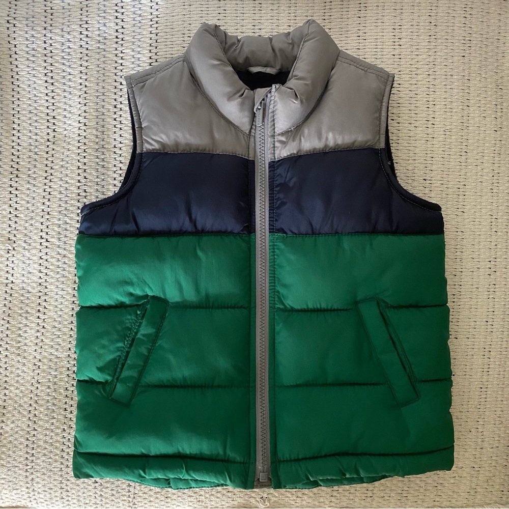 ON BOY NWT FLEECE LINED VEST SIZE 4T